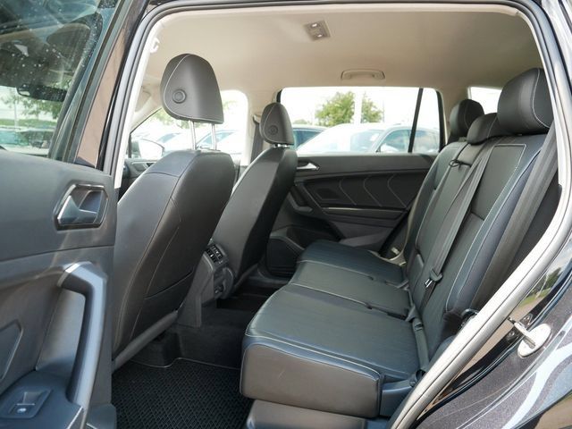 Certified 2023 Volkswagen Tiguan SE AWD/4WD image 17