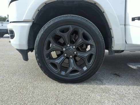 Used 2022 RAM 1500 Limited image 32