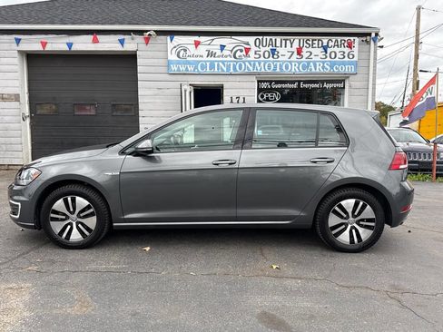 Used 2019 Volkswagen e-Golf SE w/ Driver Assistance Package image 2