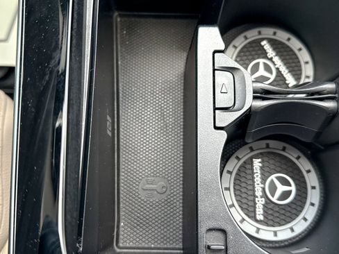 Used 2022 Mercedes-Benz C 300 4MATIC Sedan image 37