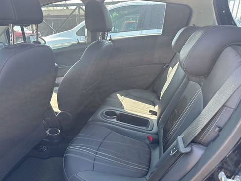 Used 2014 Chevrolet Spark LT FWD image 12
