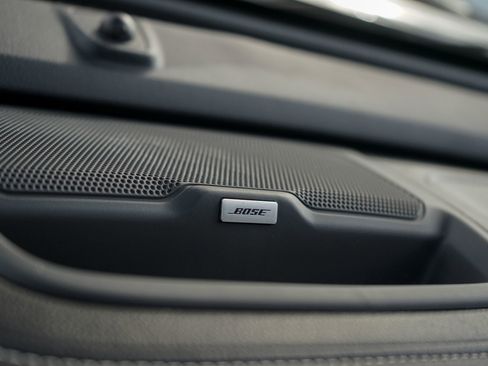 Used 2021 GMC Canyon Denali image 14