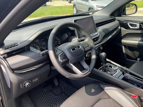 New 2025 Jeep Compass Latitude w/ Convenience Group image 6