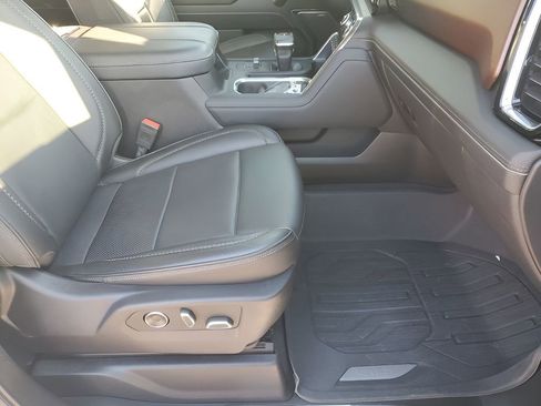 Certified 2024 GMC Sierra 1500 Denali w/ Technology Package image 15