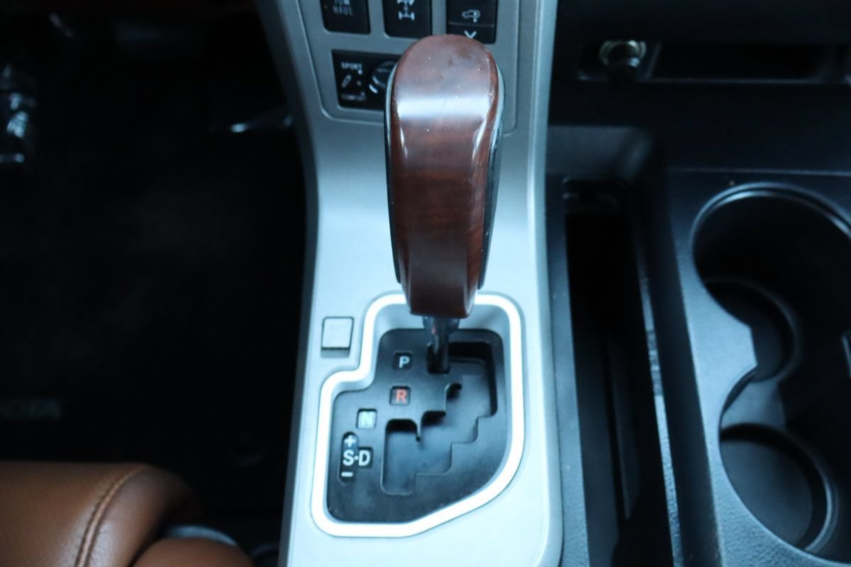 Used 2013 Toyota Sequoia Platinum AWD/4WD image 39