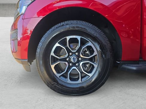 Used 2022 Ford Expedition XLT image 27