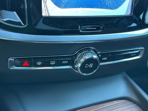 New 2026 Volvo V60 B5 Cross Country Plus image 18