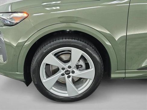 Used 2025 Audi Q5 Prestige AWD/4WD image 28