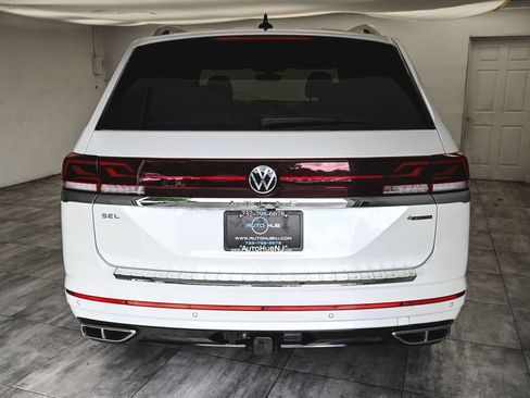 Used 2025 Volkswagen Atlas SEL Premium R-Line AWD/4WD image 5