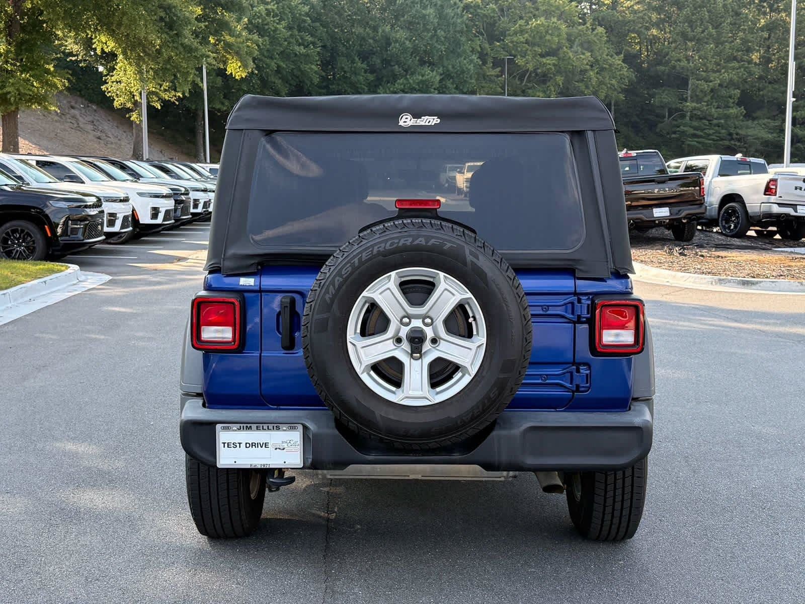 Used 2020 Jeep Wrangler Unlimited Sport S AWD/4WD image 4