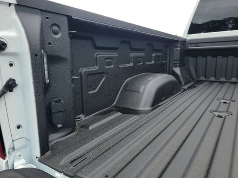 New 2026 Chevrolet Silverado 2500 Custom w/ Custom Value Package image 9