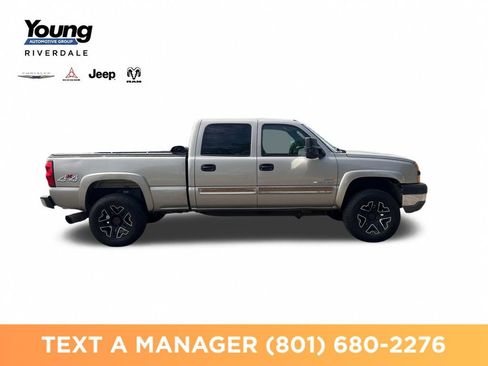 Used 2003 Chevrolet Silverado 2500 LS w/ Skid Plate Package AWD/4WD image 6