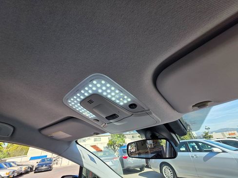 Used 2017 Toyota Prius Two image 18