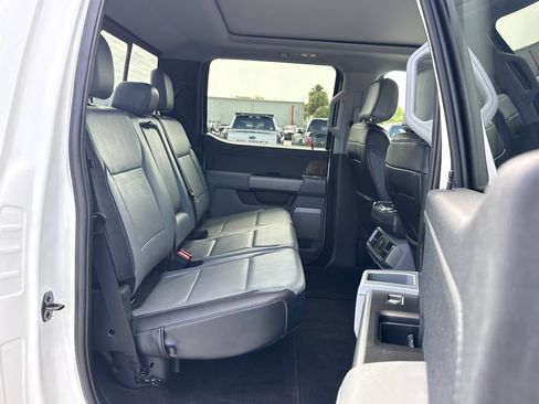 Used 2022 Ford F150 Lariat w/ Max Trailer Tow Package AWD/4WD image 30