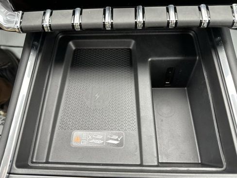 New 2025 GMC Acadia Elevation w/ Super Cruise Package image 17