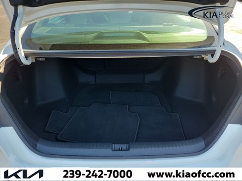 Used 2025 Honda Accord Sport image 11