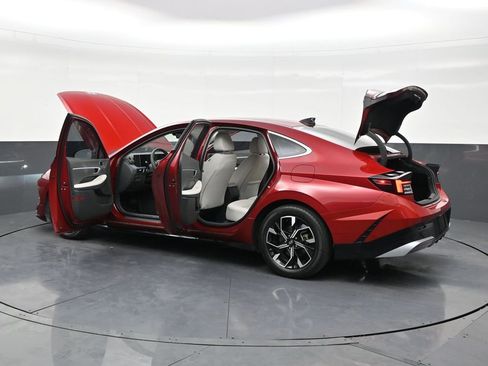 Used 2024 Hyundai Sonata SEL image 32