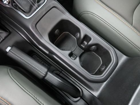 Used 2025 Jeep Gladiator Mojave w/ Convenience Group image 31