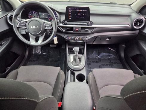 Used 2024 Kia Forte LXS FWD image 14