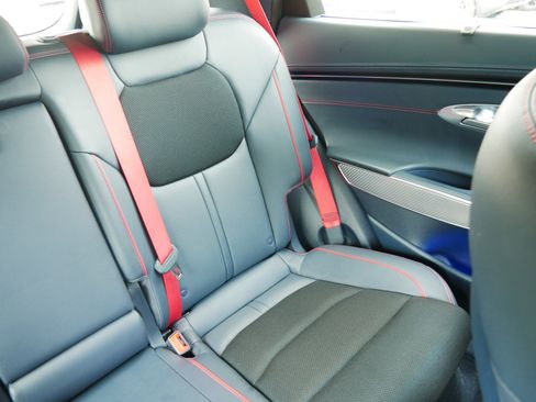 Used 2023 Genesis GV70 2.5T w/ Sport Prestige Package image 27