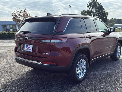 New 2025 Jeep Grand Cherokee Laredo X image 8
