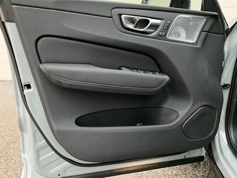 New 2026 Volvo XC60 T8 Ultra AWD/4WD image 10
