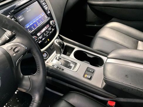 Used 2024 Nissan Murano SV w/ SV Midnight Edition Package image 14