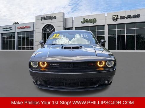 Certified 2022 Dodge Challenger R/T Scat Pack w/ Shaker Package RWD image 8
