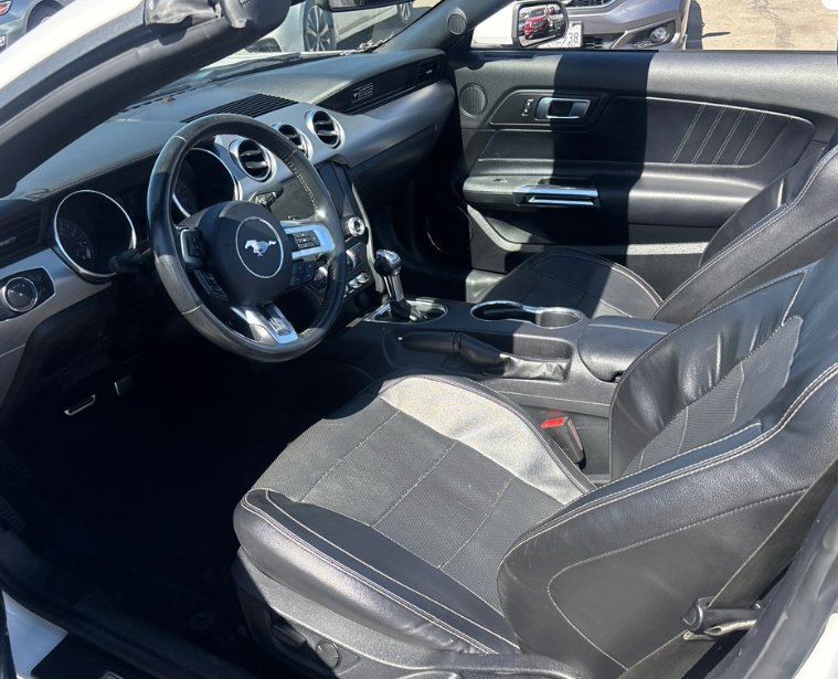 Used 2020 Ford Mustang GT Premium RWD image 6