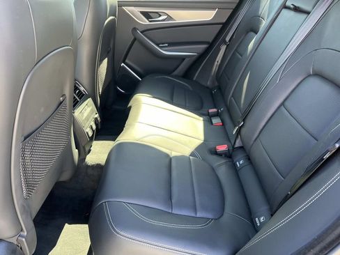 New 2026 Jaguar F-PACE R-Dynamic S AWD/4WD image 10