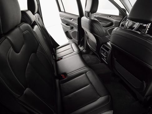 Certified 2022 Jeep Grand Cherokee Limited image 13