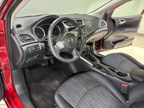 Used 2016 Nissan Sentra SV FWD image 10