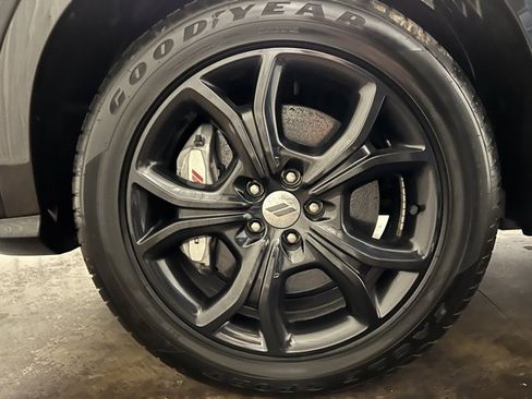 Used 2024 Dodge Hornet R/T w/ R/T Blacktop Package image 10