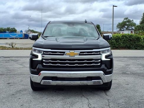 Used 2022 Chevrolet Silverado 1500 LTZ image 2