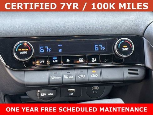 Used 2025 Hyundai Elantra Sport FWD image 21