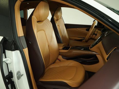 Used 2021 Aston Martin DBX AWD/4WD image 10