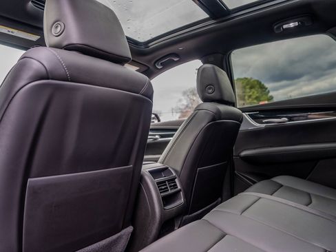 Used 2024 Cadillac XT5 Premium Luxury image 21