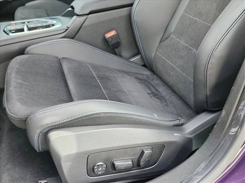 Used 2025 BMW M235i xDrive w/ M Performance Package AWD/4WD image 4