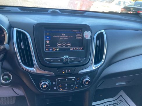 Used 2022 Chevrolet Equinox LT w/ Driver Convenience Package image 22