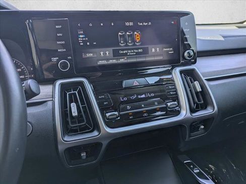 Used 2022 Kia Sorento X-Line EX AWD/4WD image 16