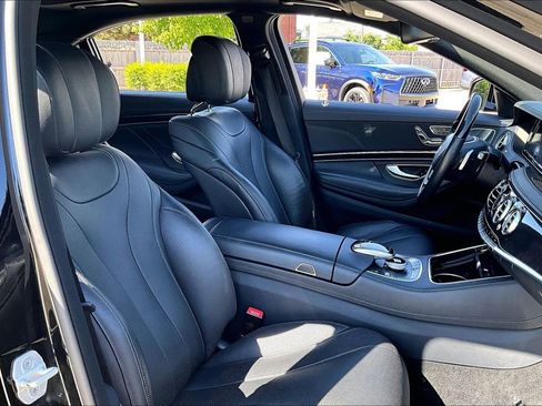 Used 2016 Mercedes-Benz S 550 4MATIC Sedan image 28
