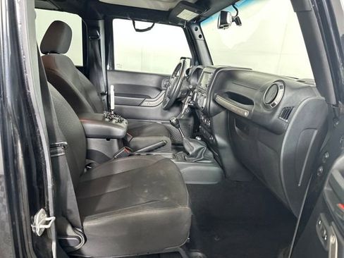 Used 2016 Jeep Wrangler Unlimited Sport w/ Quick Order Package 23S image 33