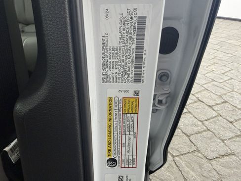 Used 2024 Honda Accord Touring image 25