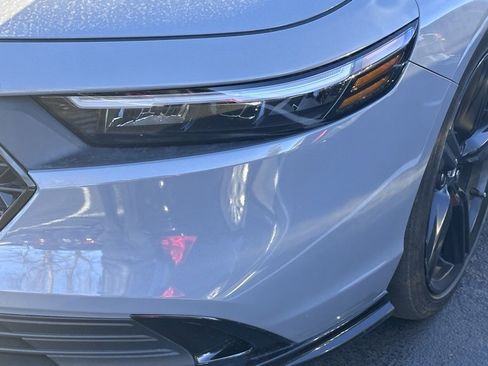 Used 2024 Honda Accord Sport image 11