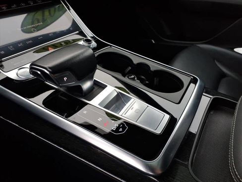 Used 2019 Audi Q8 Prestige w/ Year 1 Package image 21