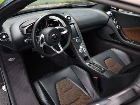 Used 2013 McLaren MP4-12C Spider image 20