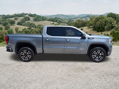 Used 2021 GMC Sierra 1500 AT4 w/ AT4 Value Package AWD/4WD image 12