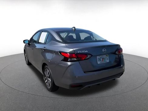 Used 2025 Nissan Versa SV FWD image 11
