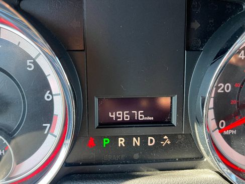 Used 2018 Dodge Grand Caravan SXT image 42