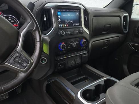 Used 2022 Chevrolet Silverado 1500 LT Trail Boss w/ LT Trail Boss Premium Package image 11